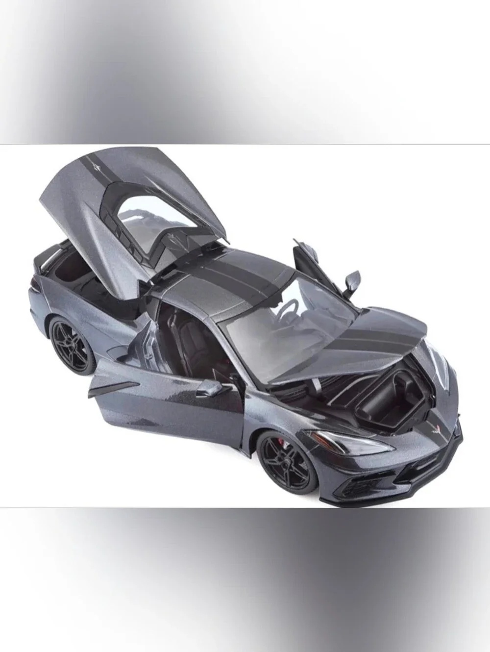 2020 Chevrolet Corvette Stingray Coupe Z51   GRAY Maisto 1:18 Diecast Car NEW
